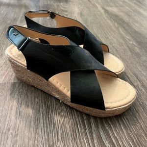 NWOT women’s wedge sandals
